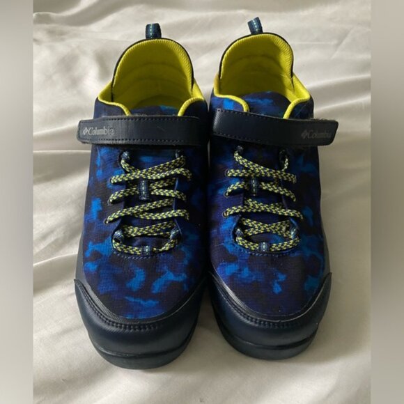 Columbia Unisex waterproof sneakers (women’s size 9 | men’s 7) - Picture 2 of 5